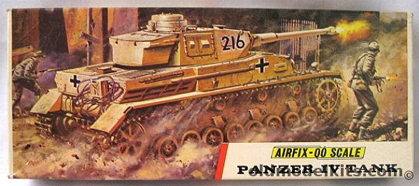 Airfix 1/76 Panzer IV Tank - Type Three Issue, A208V plastic model kit